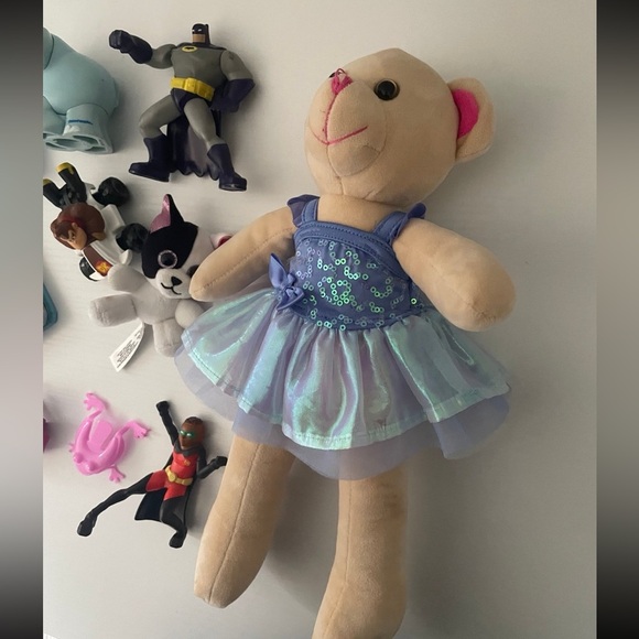 Random Kid Bundle - Picture 2 of 7